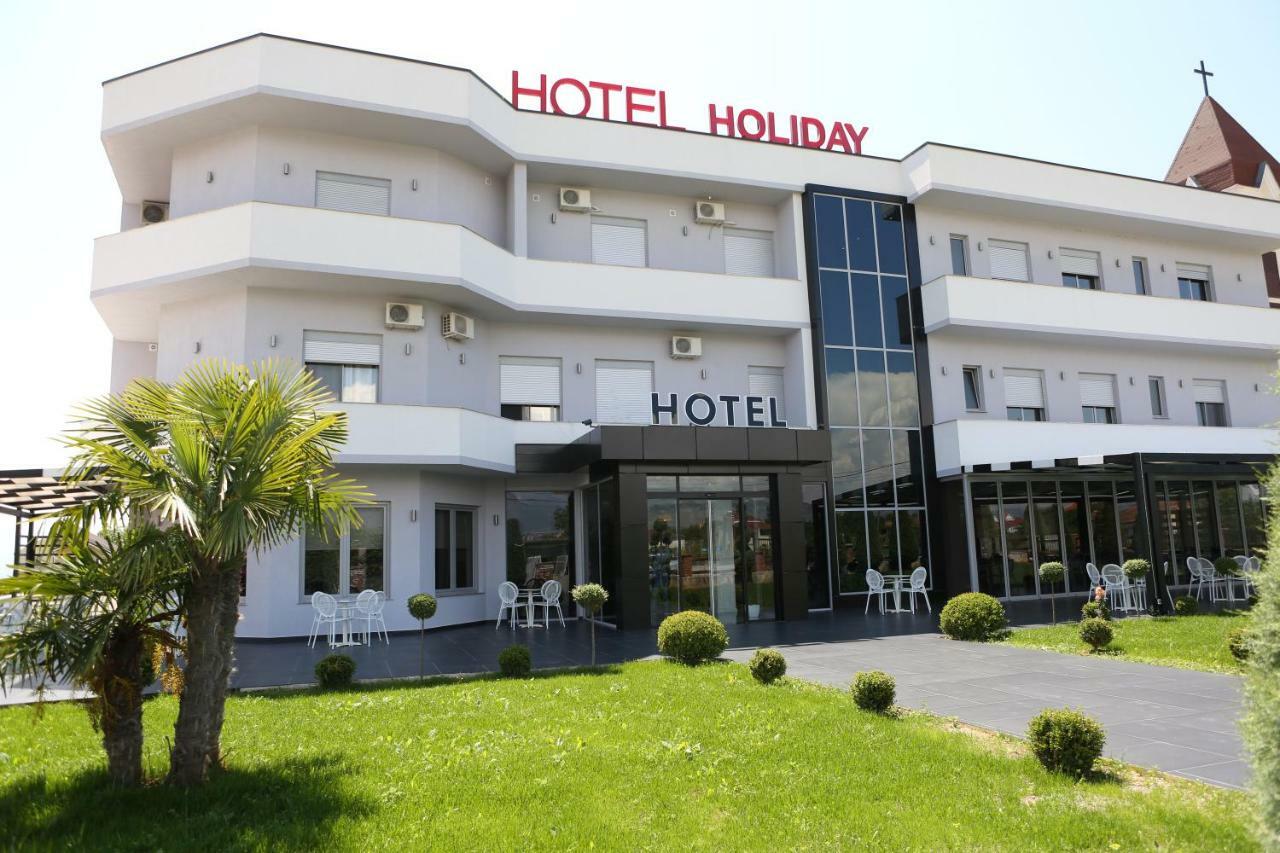 Hotel Holiday Koplik Exterior photo